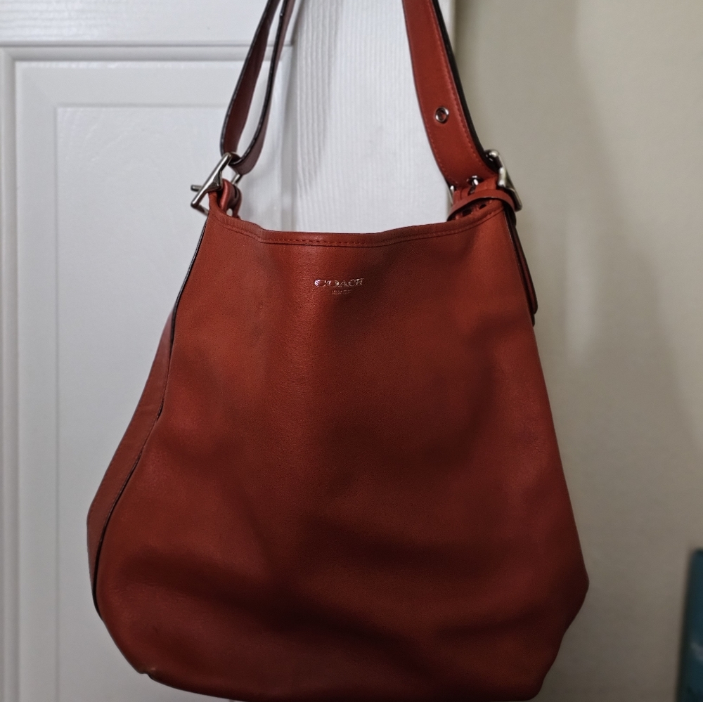 Coach Large Burnt Orange Slouch Hobo Tote Purse - Picture 2 of 7